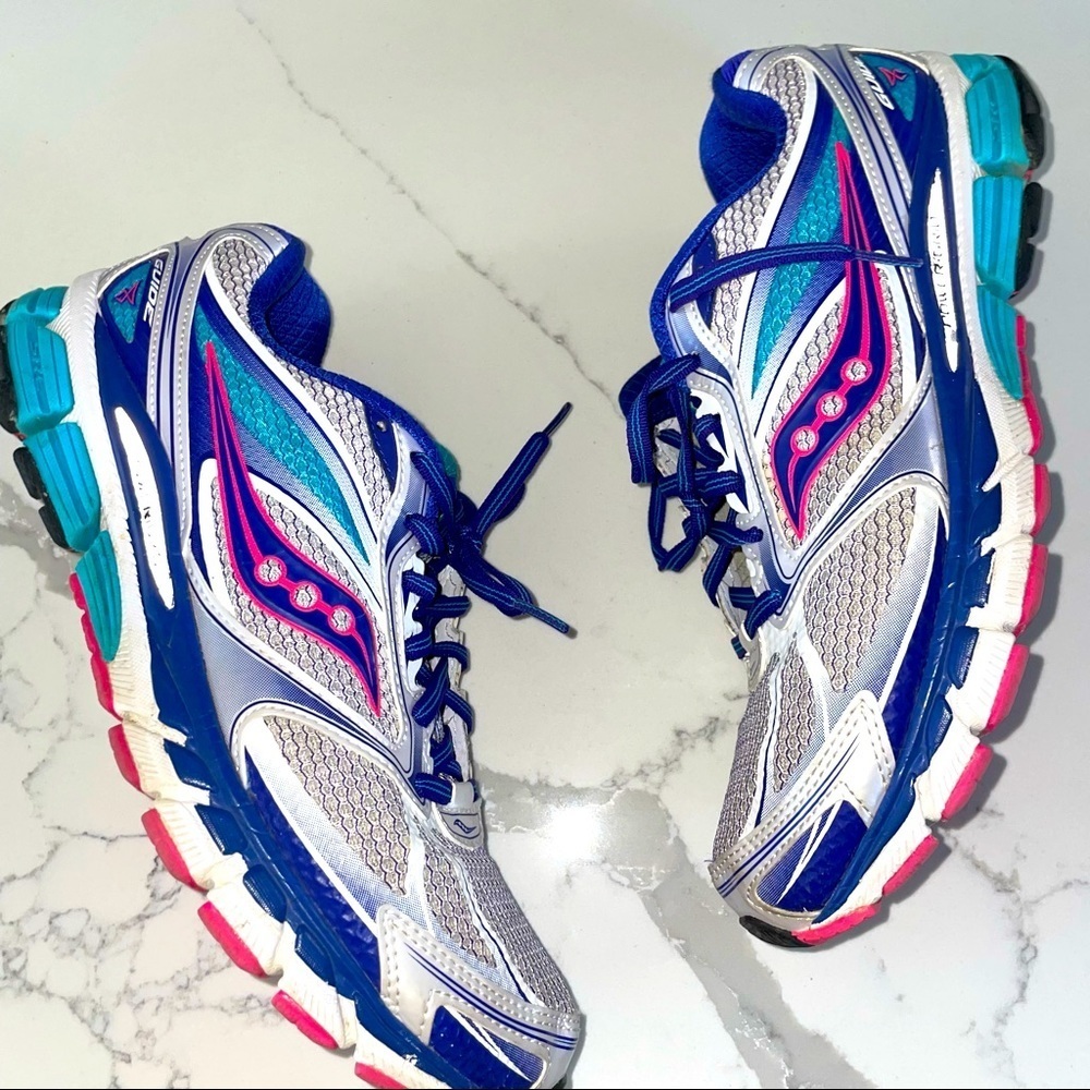 Saucony Guide 8 Waking Shoe